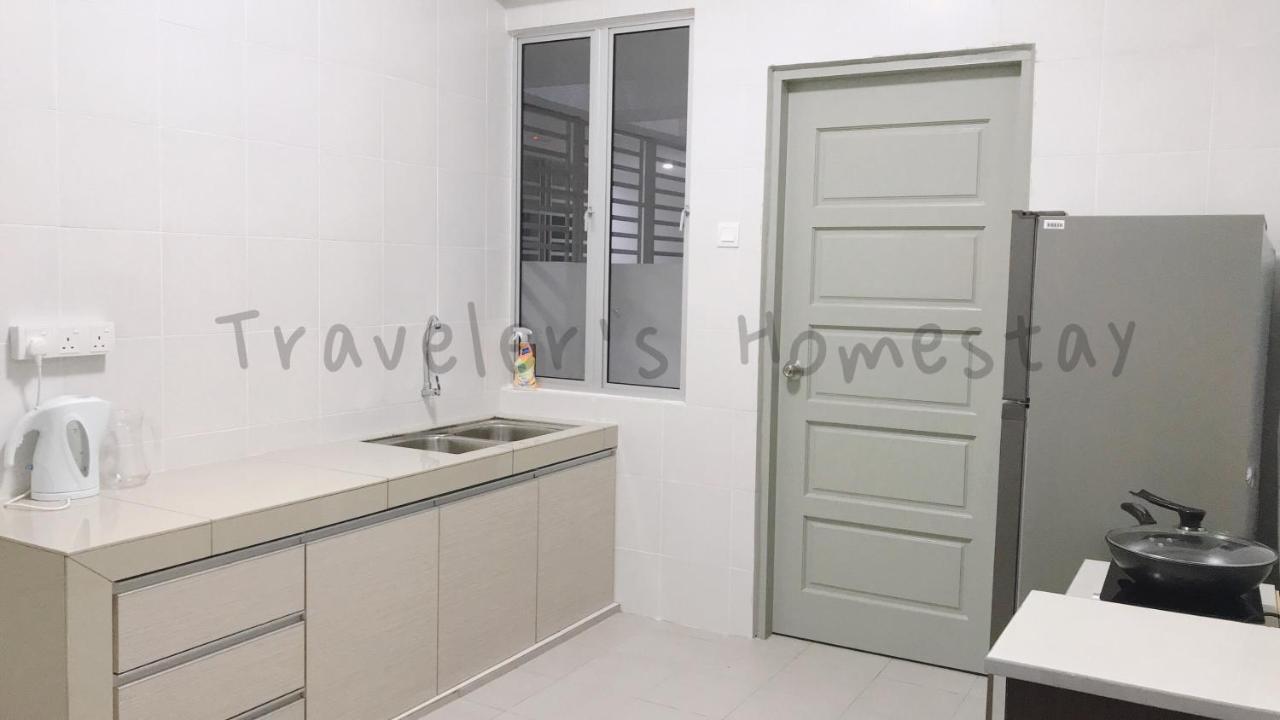 Traveler'S Homestay 旅人窝@ The Venus Sitiawan Kampong Lumut Kiri Exteriér fotografie
