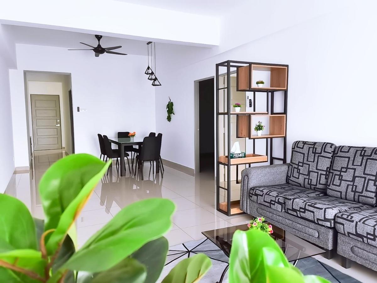 Traveler'S Homestay 旅人窝@ The Venus Sitiawan Kampong Lumut Kiri Exteriér fotografie