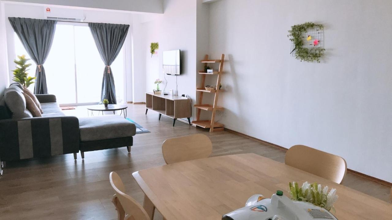 Traveler'S Homestay 旅人窝@ The Venus Sitiawan Kampong Lumut Kiri Exteriér fotografie