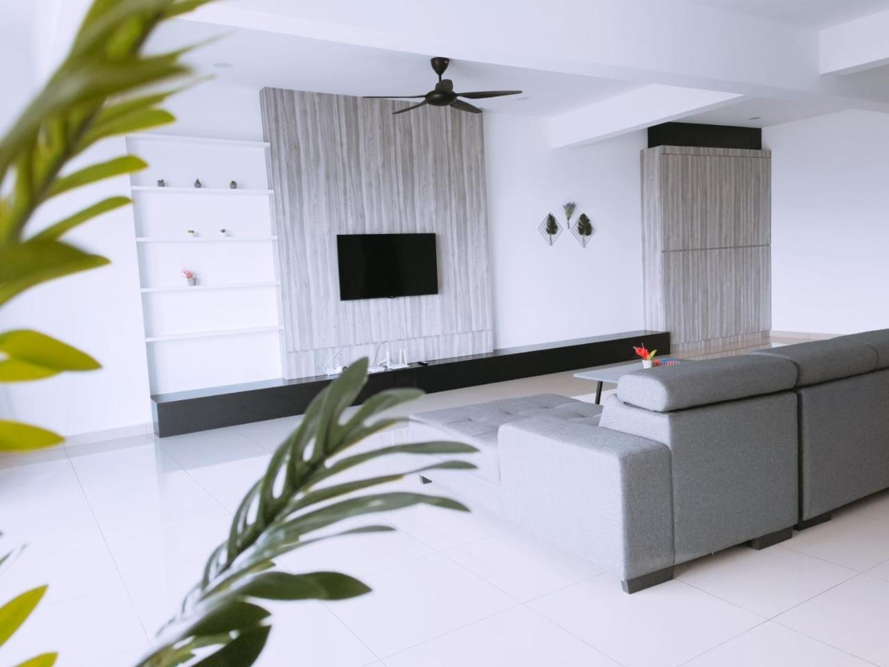 Traveler'S Homestay 旅人窝@ The Venus Sitiawan Kampong Lumut Kiri Exteriér fotografie